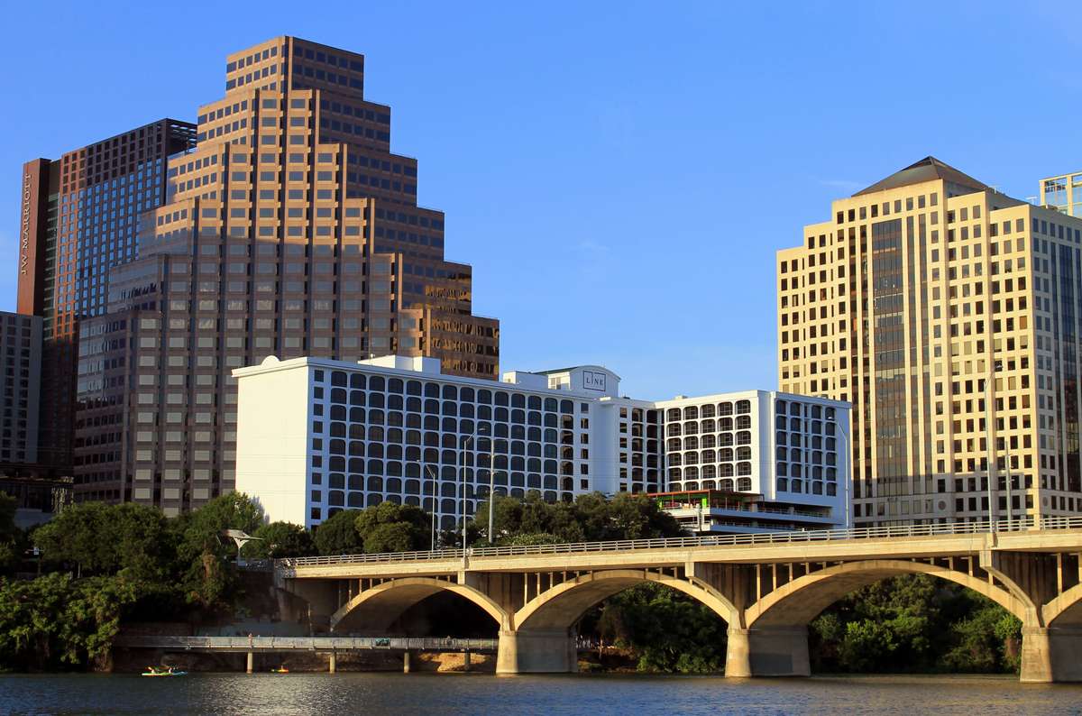austin-texas-tx-bridge-lake_PD